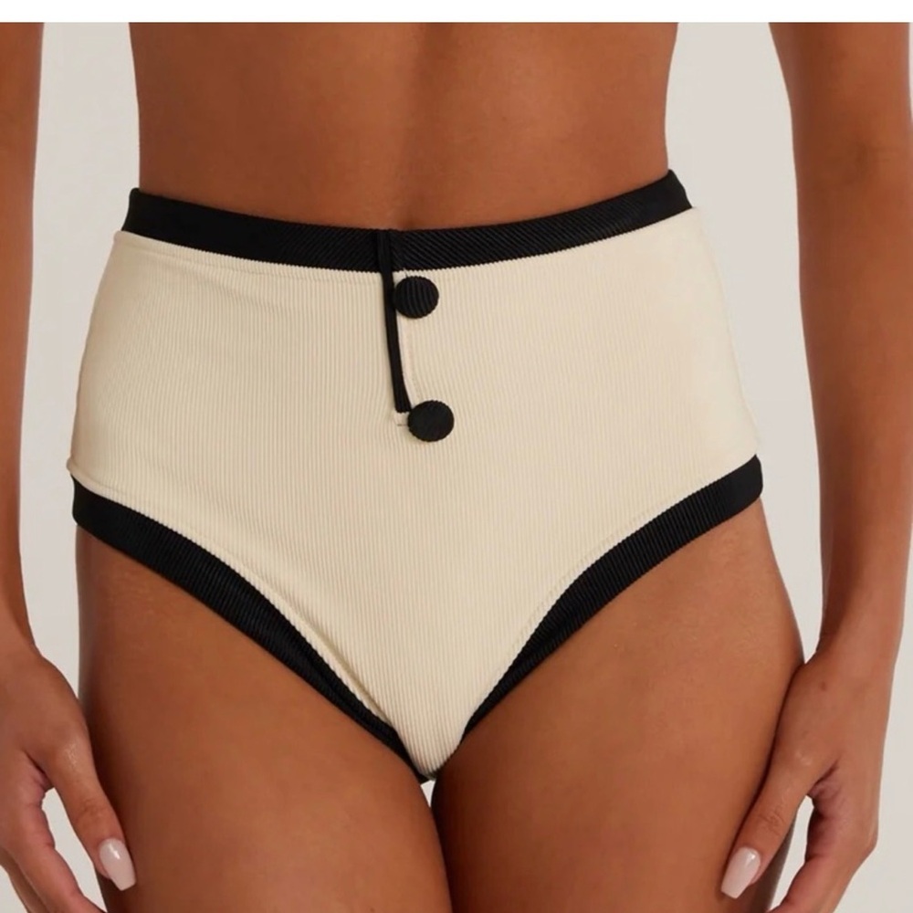 Same Grace Bikini - image 7